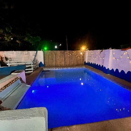 コロン カーサ モンテマール ハイツ Bed & Breakfast エクステリア 写真